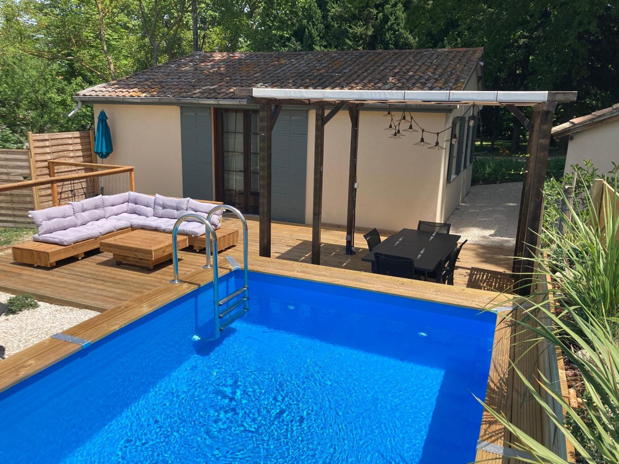 Mas Neuf De Romanin : Mas Provençal Familial Apartment