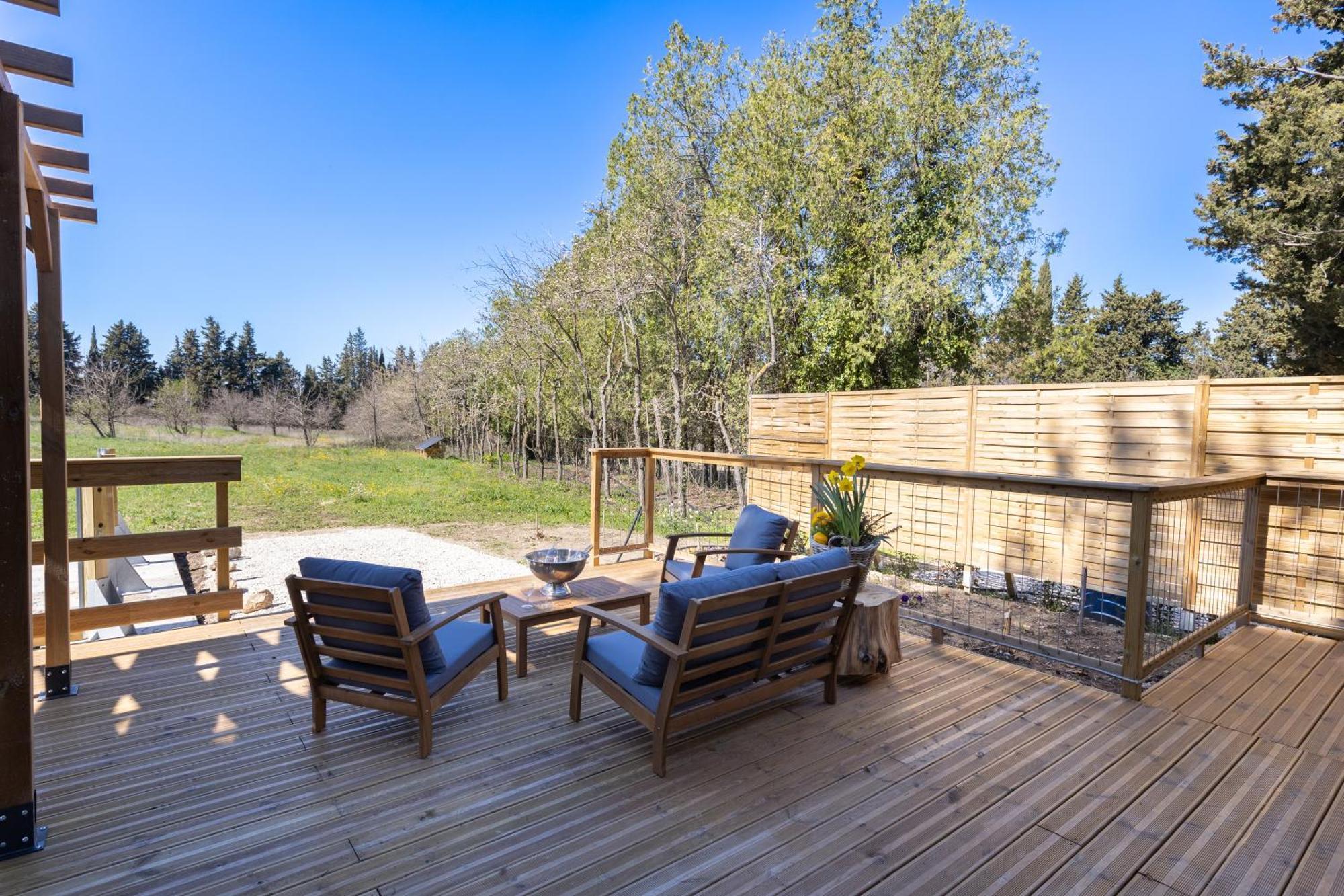 Apartment Mas Neuf De Romanin : Mas Provencal Familial